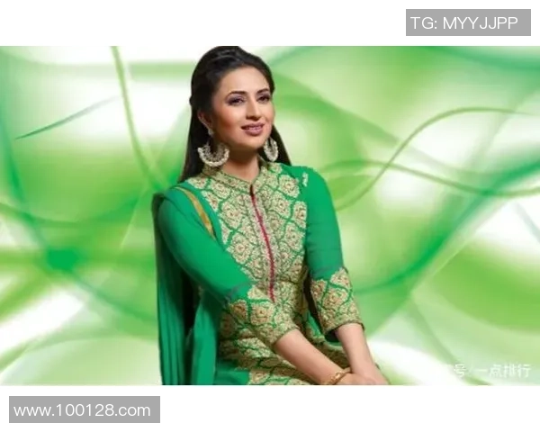 国外足球明星的美丽妻子们她们的魅力与风采尽显无遗